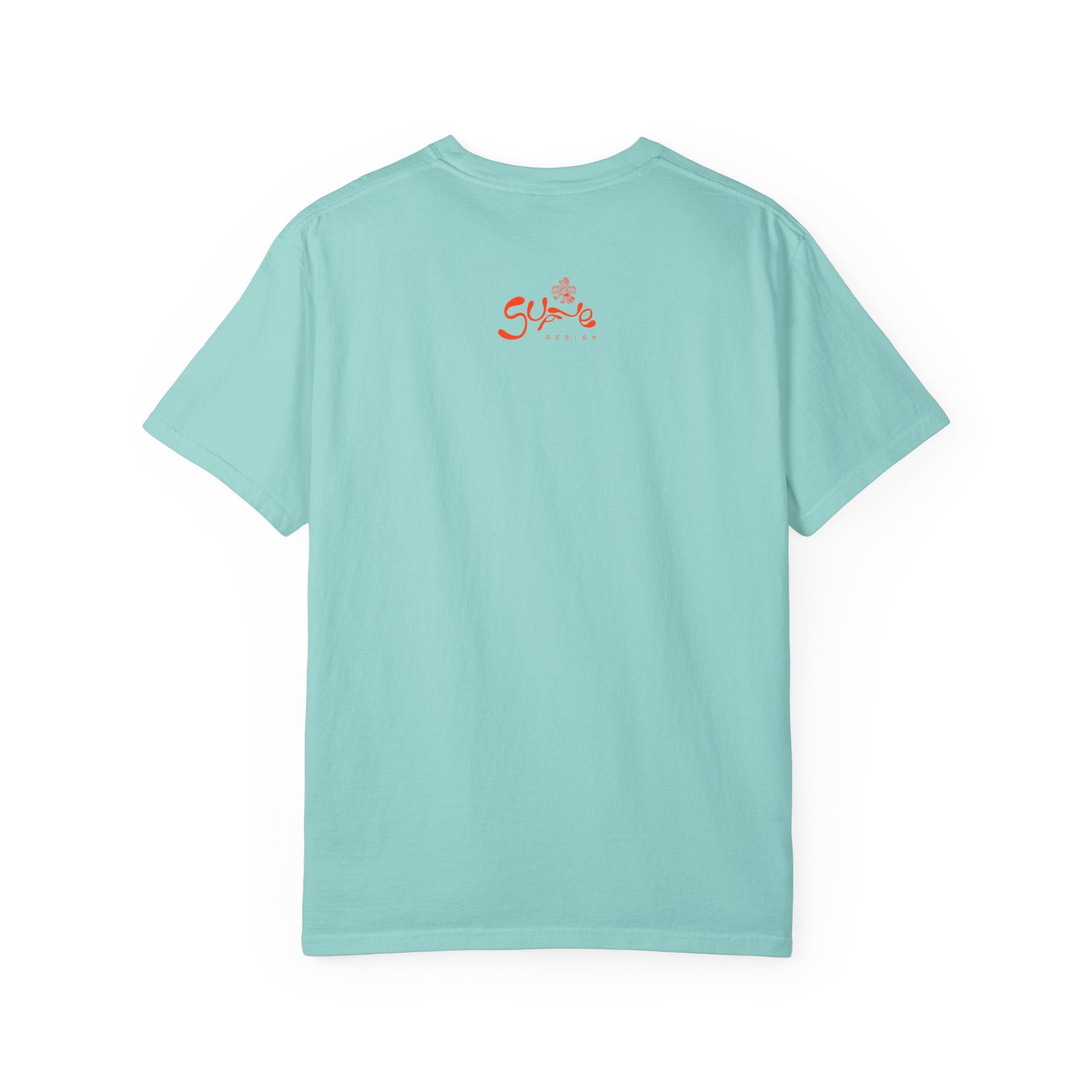 Nacimos entre Volcanes Tee