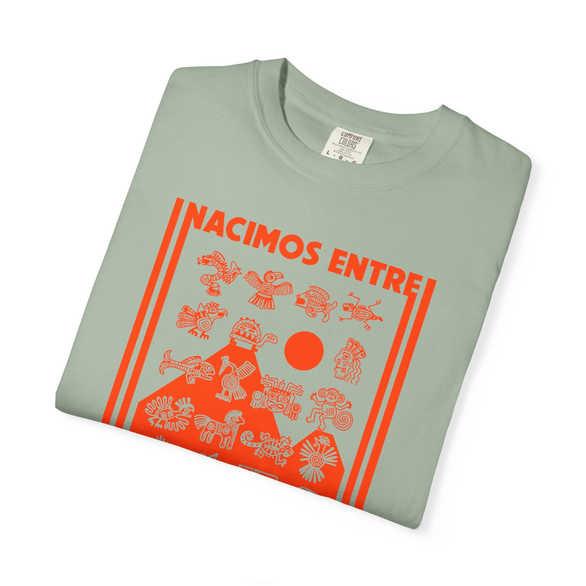 Nacimos entre Volcanes Tee